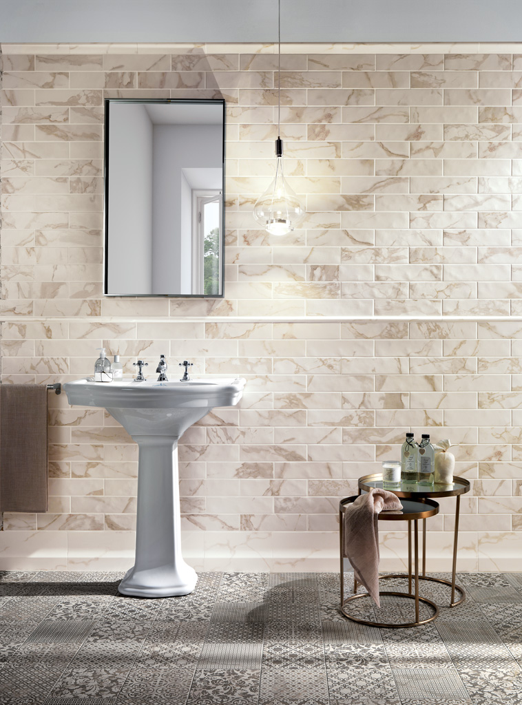 Фото 1: Плитка настенная Fap Ceramiche Roma в интерьере.